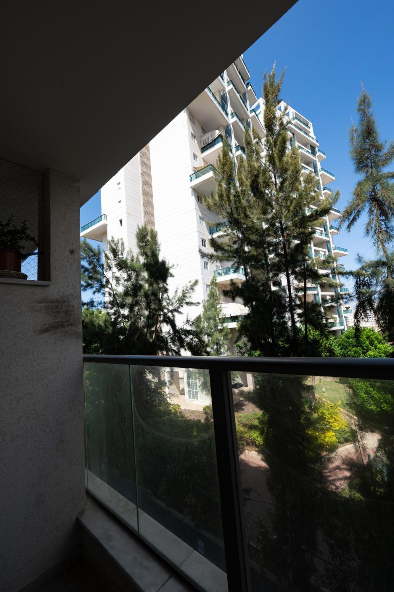 Family Apartment By Israpart Ramat Gan Exteriör bild