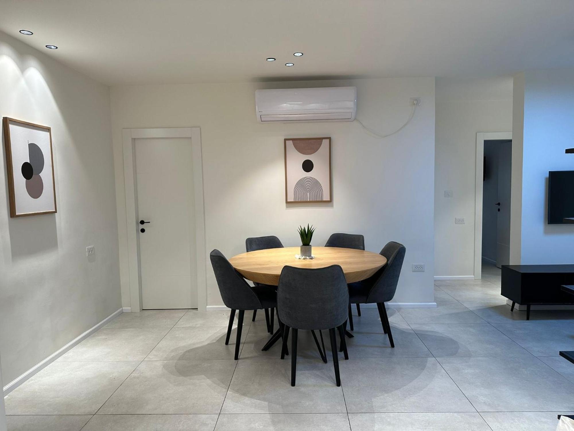 Family Apartment By Israpart Ramat Gan Exteriör bild