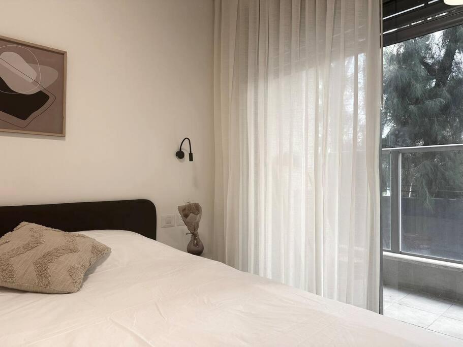 Family Apartment By Israpart Ramat Gan Exteriör bild